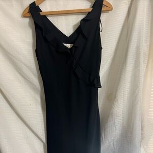 Giorgio Fiorlini Collection size 9/10 Black Ruffle V-Neck Women's Dress